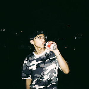 十八禁裸舞网站
